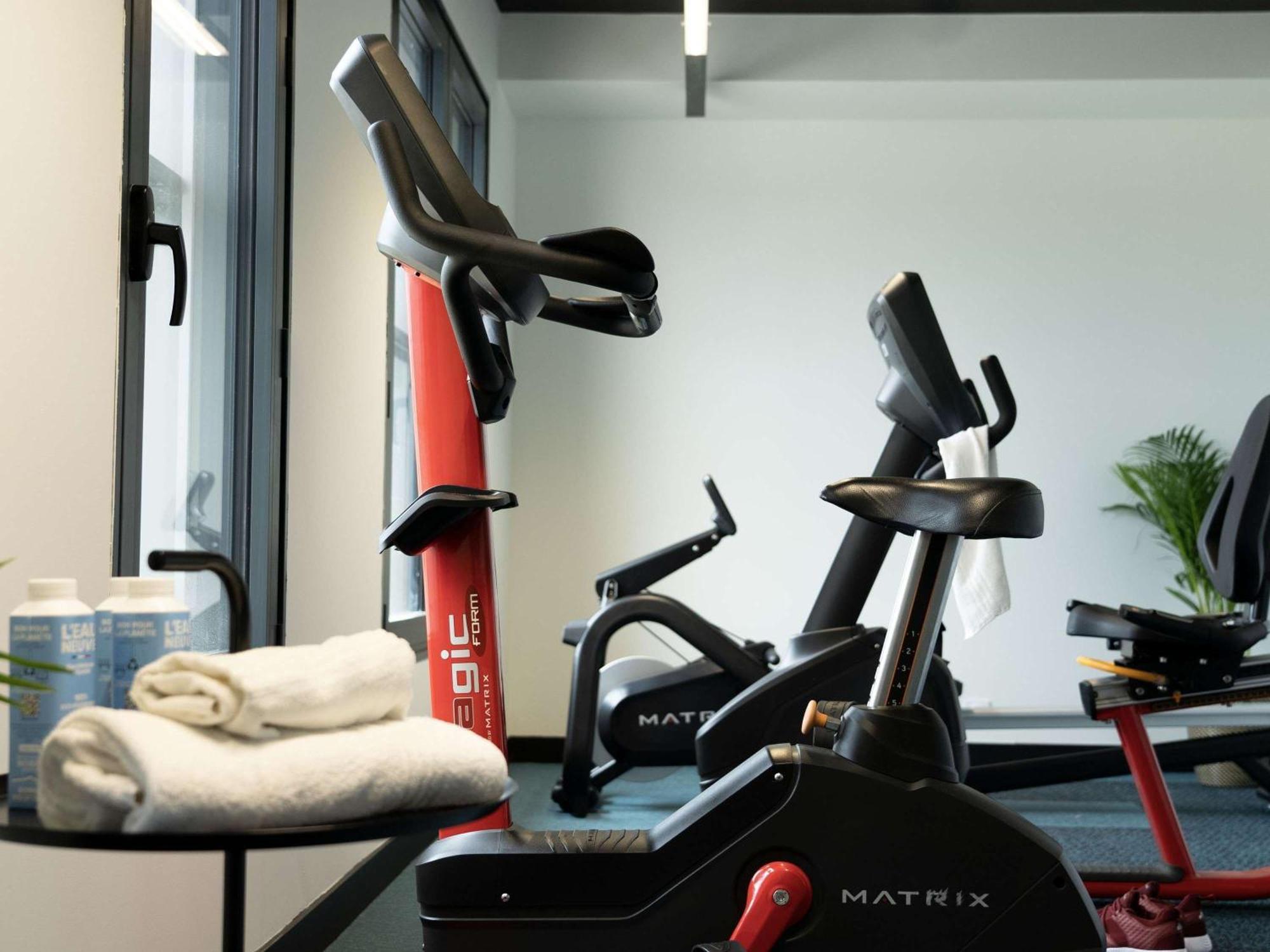ホテル Ibis Styles Dreux Centre Gare エクステリア 写真