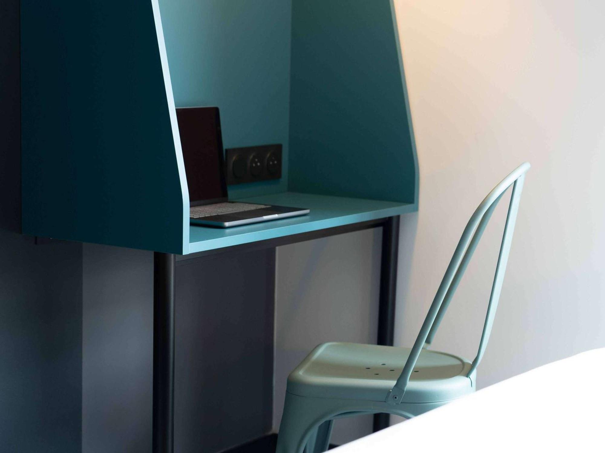 ホテル Ibis Styles Dreux Centre Gare エクステリア 写真
