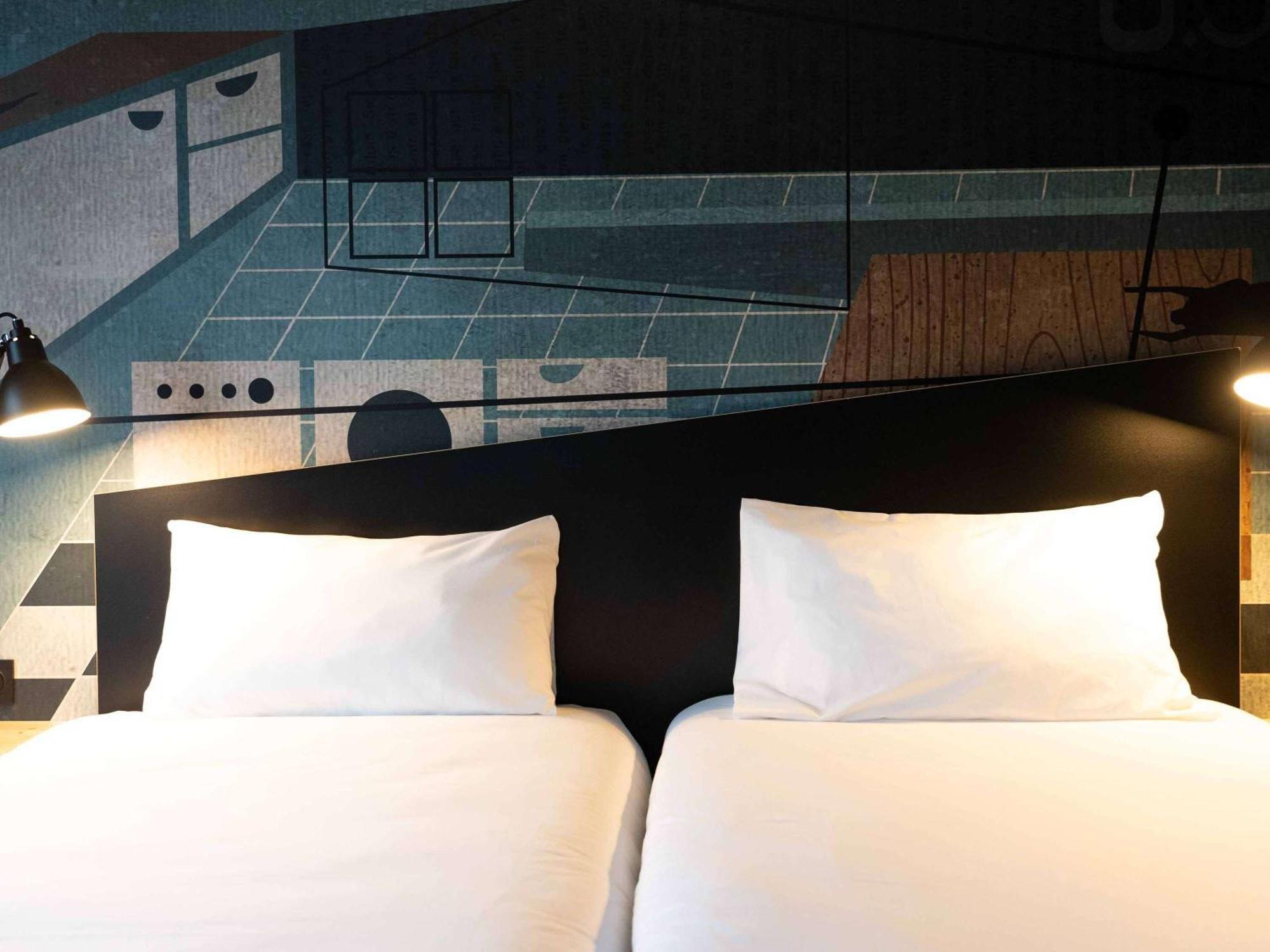 ホテル Ibis Styles Dreux Centre Gare エクステリア 写真