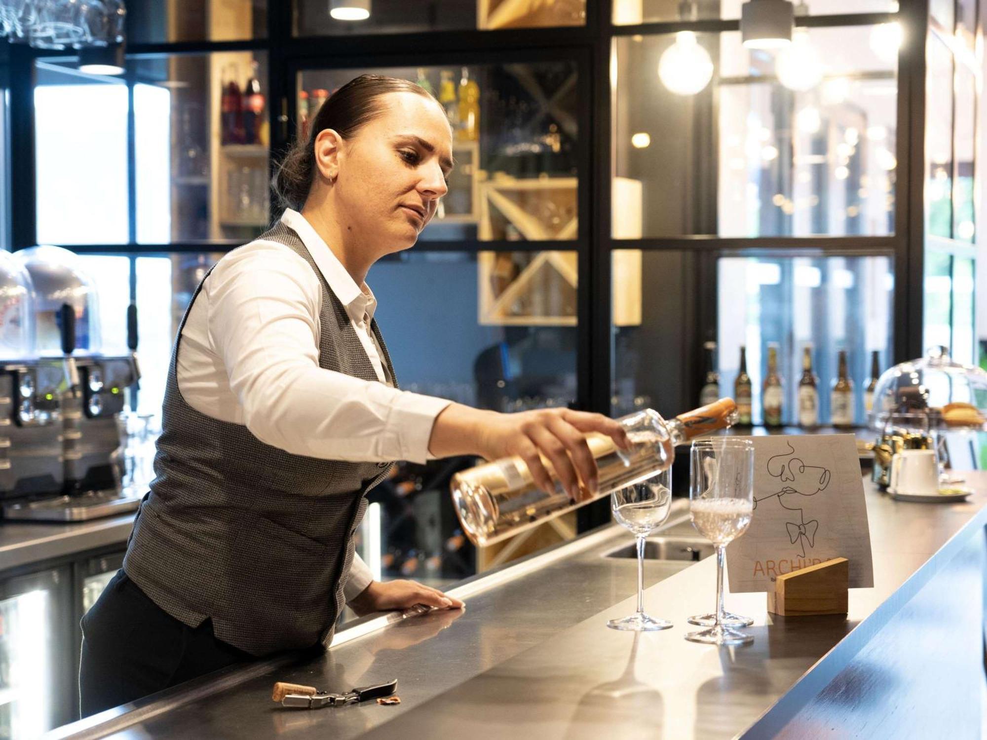 ホテル Ibis Styles Dreux Centre Gare エクステリア 写真