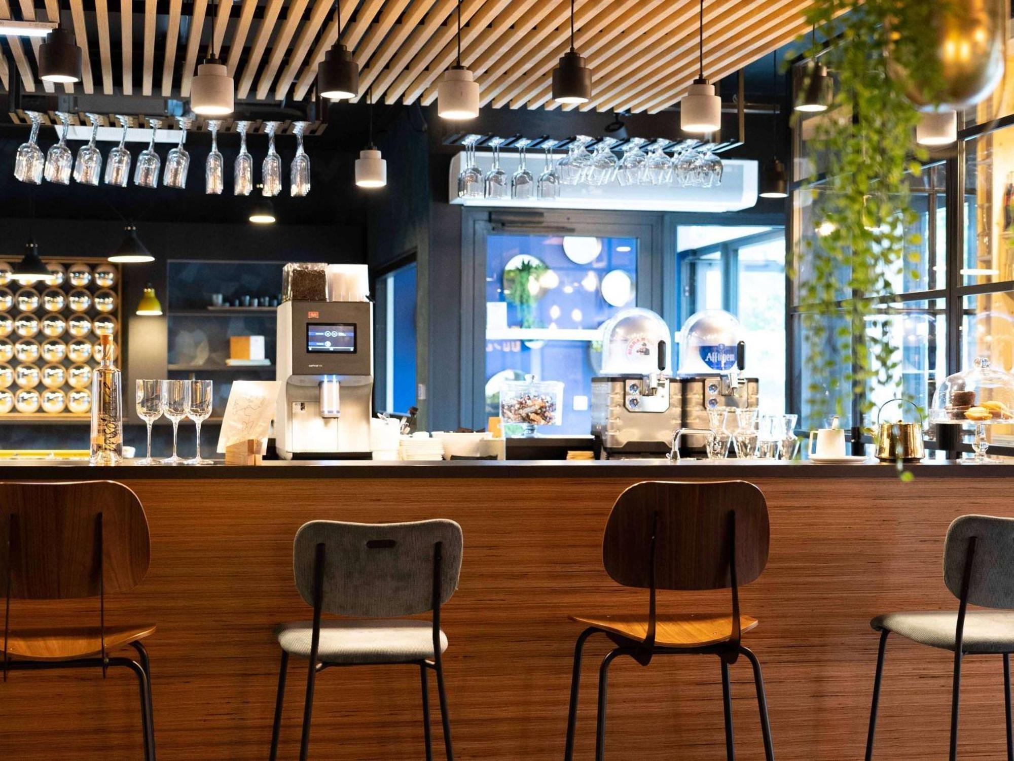 ホテル Ibis Styles Dreux Centre Gare エクステリア 写真