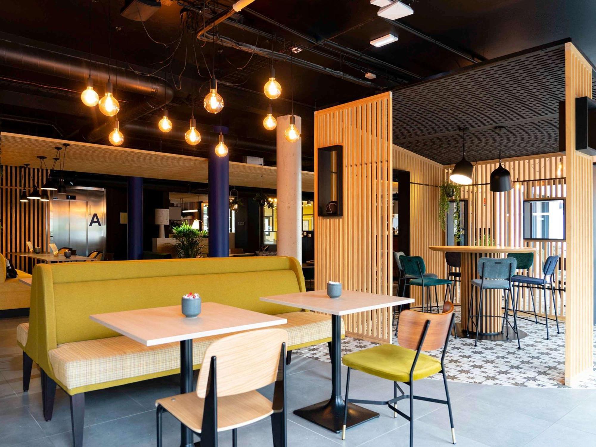 ホテル Ibis Styles Dreux Centre Gare エクステリア 写真