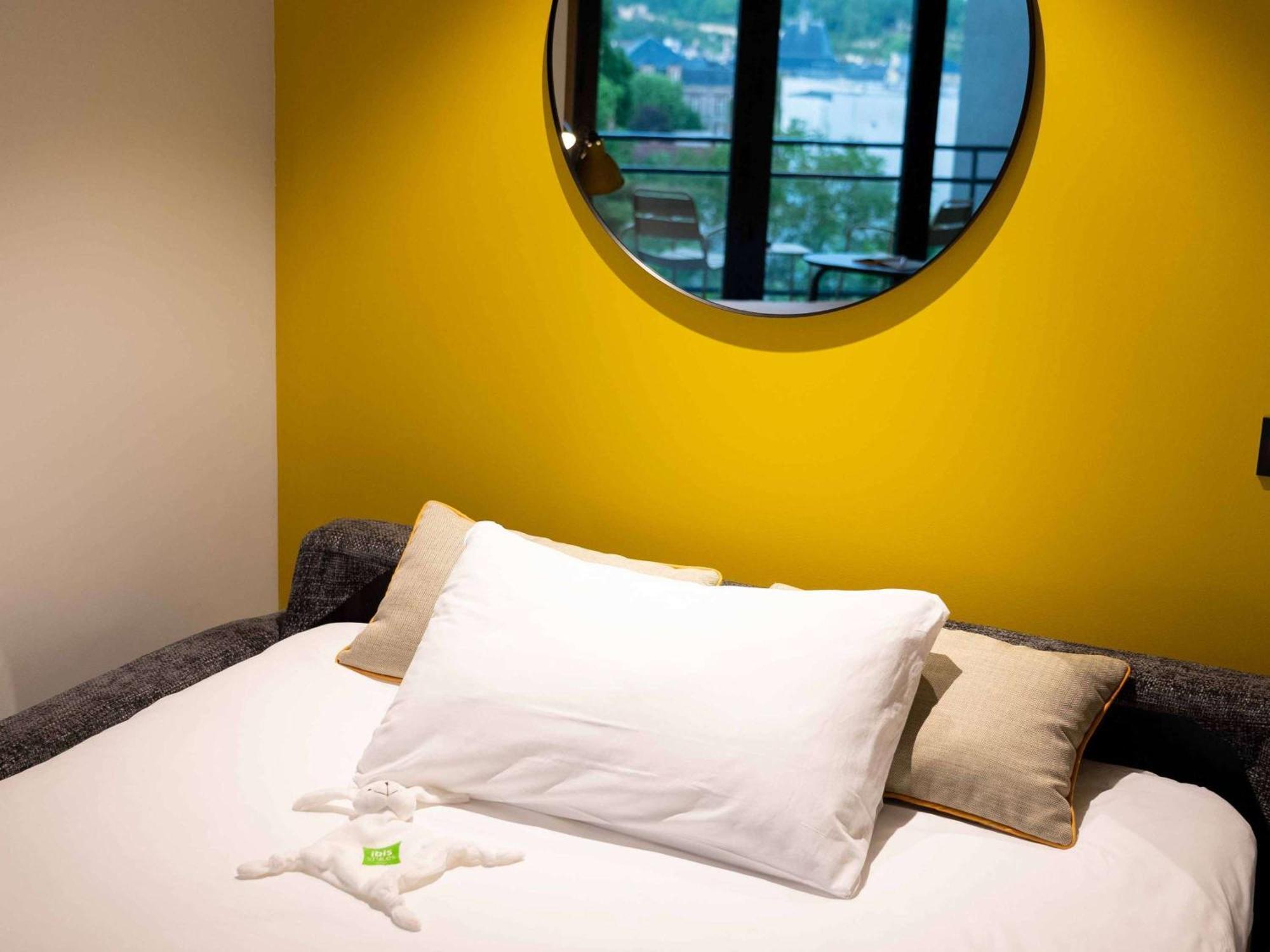 ホテル Ibis Styles Dreux Centre Gare エクステリア 写真