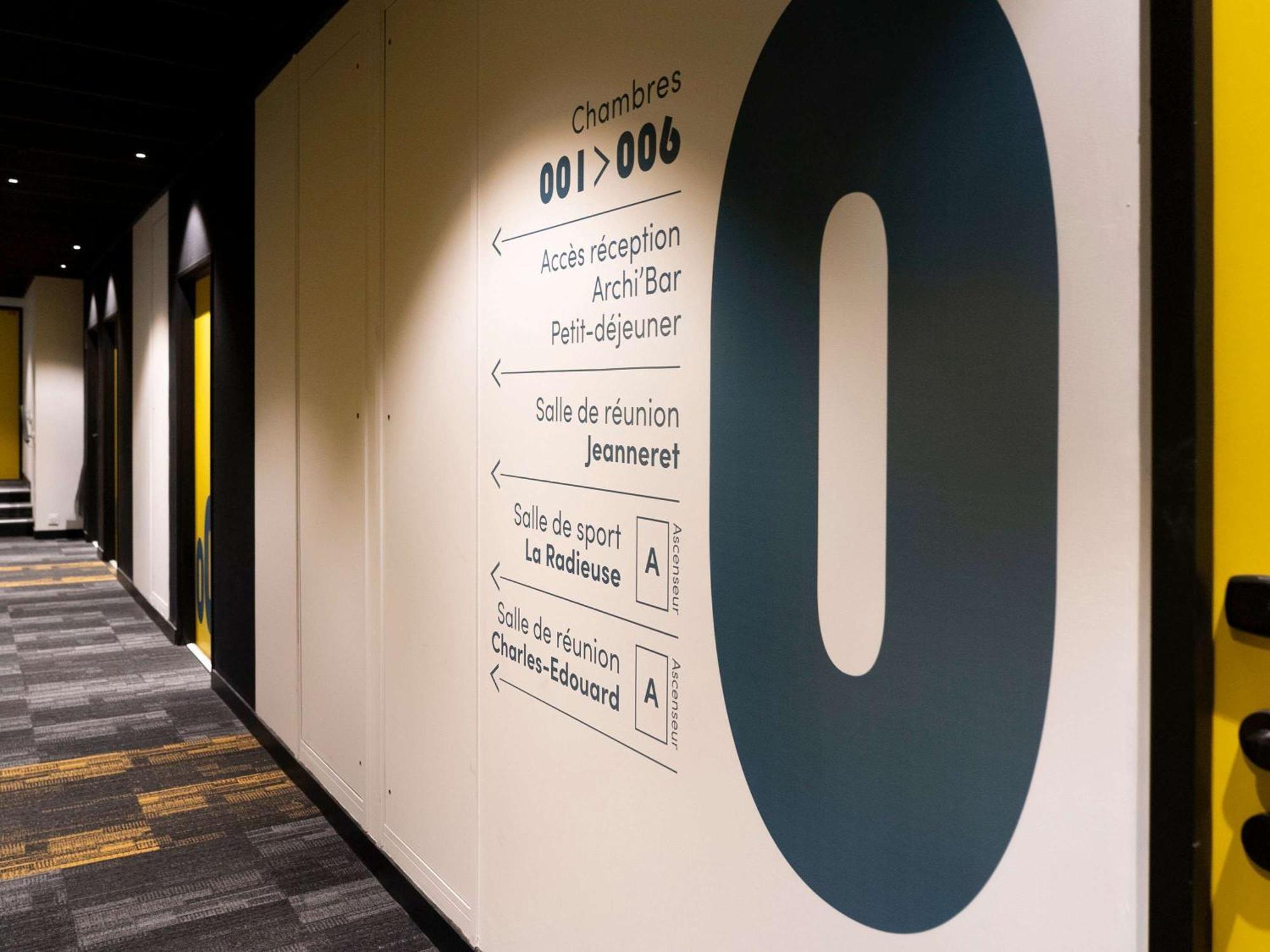 ホテル Ibis Styles Dreux Centre Gare エクステリア 写真