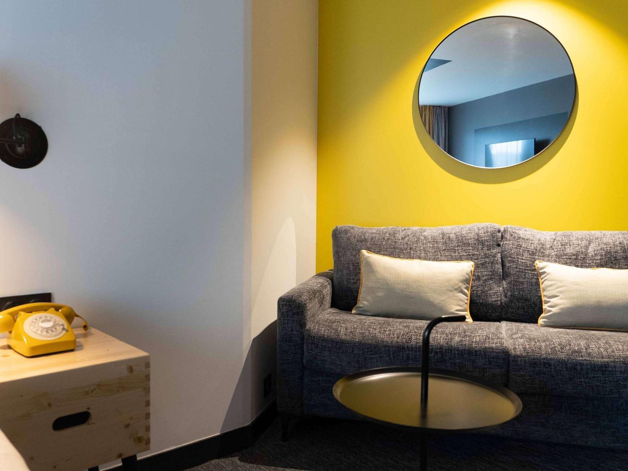 ホテル Ibis Styles Dreux Centre Gare エクステリア 写真